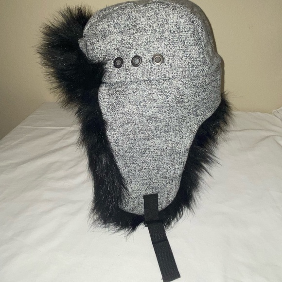 Rosin Flannel and faux fur Trapper Hat - Picture 3 of 8